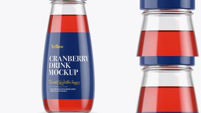 3292+ 330ml Clear Glass Bottle with Cranberry Drink PSD Mockup Custom Mockup Graphic Design