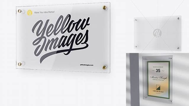 3481+ Horizontal Glass Nameplate PSD Mockup Half Side View High-Quality Creative PSD