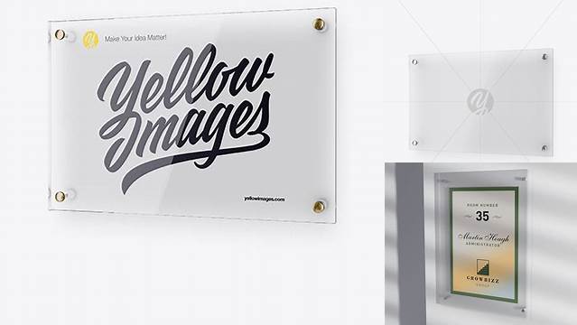 3481+ Horizontal Glass Nameplate PSD Mockup Half Side View High-Quality Creative PSD