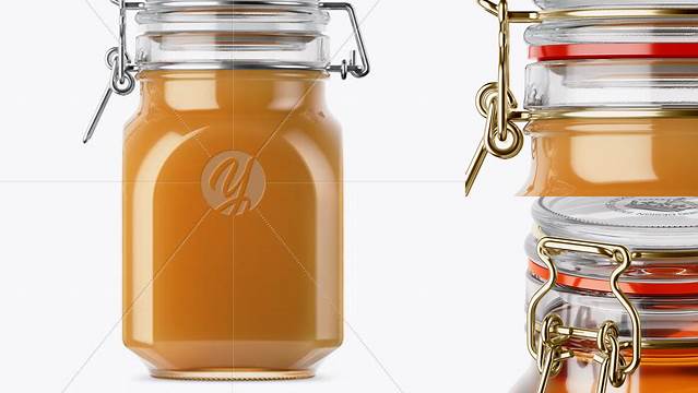 3583+ 900ml Raw Honey Glass Jar with Clamp Lid PSD Mockup Front View Eye-Level Shot Free Graphic Design Resource