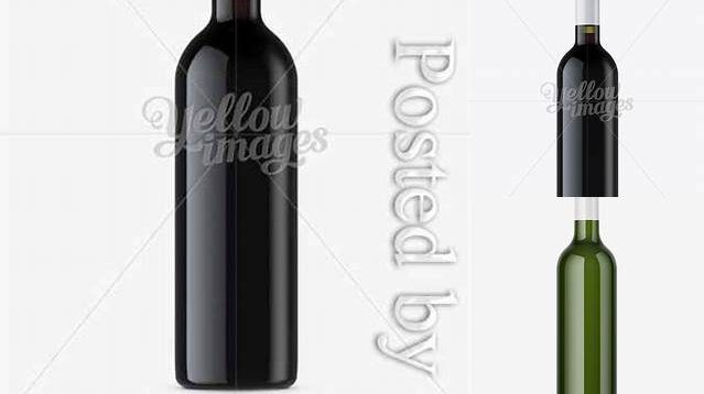 3838+ Antique Green Bottle with Red Wine PSD Mockup Front View High-Resolution Graphic