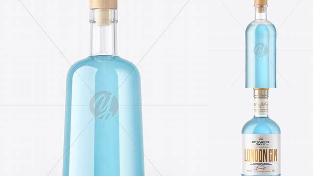 6430+ Clear Glass Gin Bottle with Wooden Cap PSD Mockup Creative Layered Design File