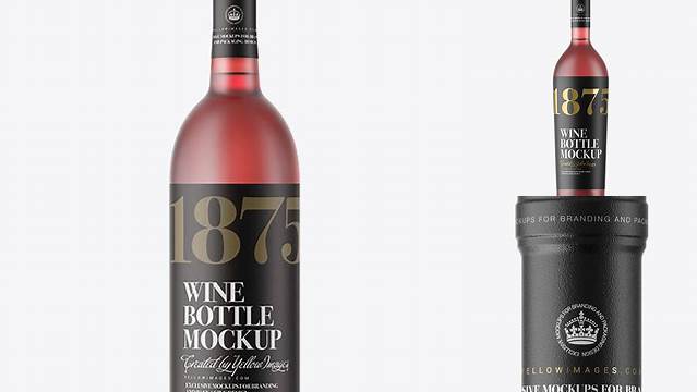 6662+ Red Frosted Glass Bottle With Wine PSD Mockup Professional Design PSD