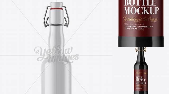 8925+ Glossy Ceramic Beugel Bottle PSD Mockup Free Mockup PSD Template