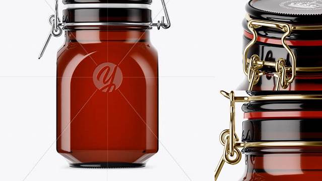 9628+ 900ml Amber Glass Jar with Clamp Lid PSD Mockup Half Side View Smart PNG Image