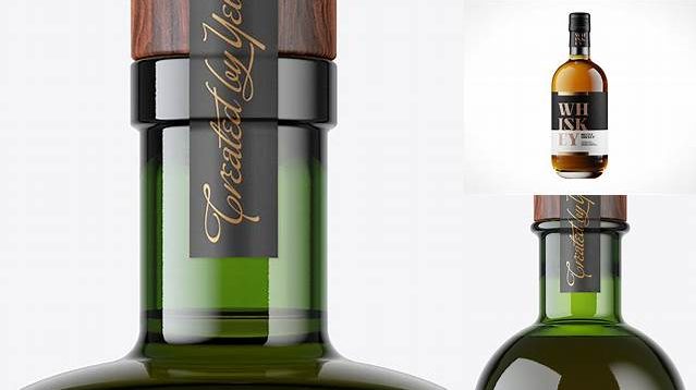 978+ Green Glass Whisky Bottle PSD Mockup Mockup PSD Free Download